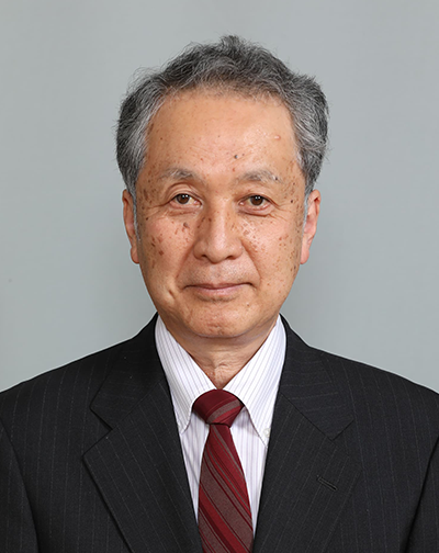 久保　由加里氏